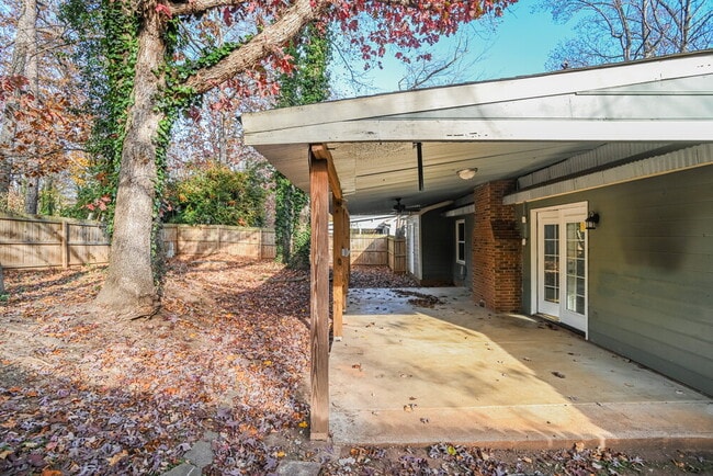 Building Photo - 7317 Rockwood Forest Ln