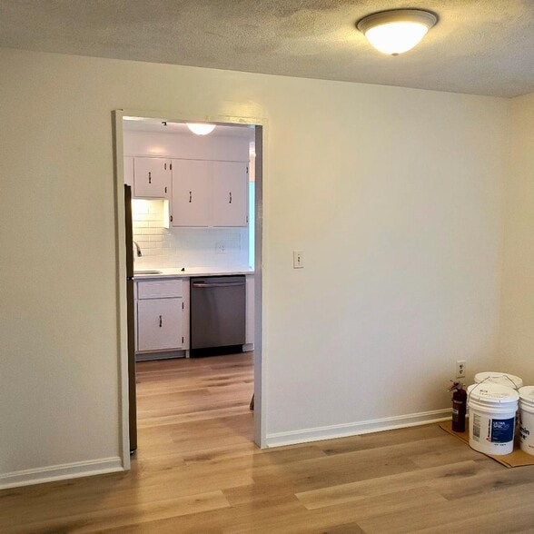 Office/computer room next to Kitchen and Livingroom - 49 Spencer Rd