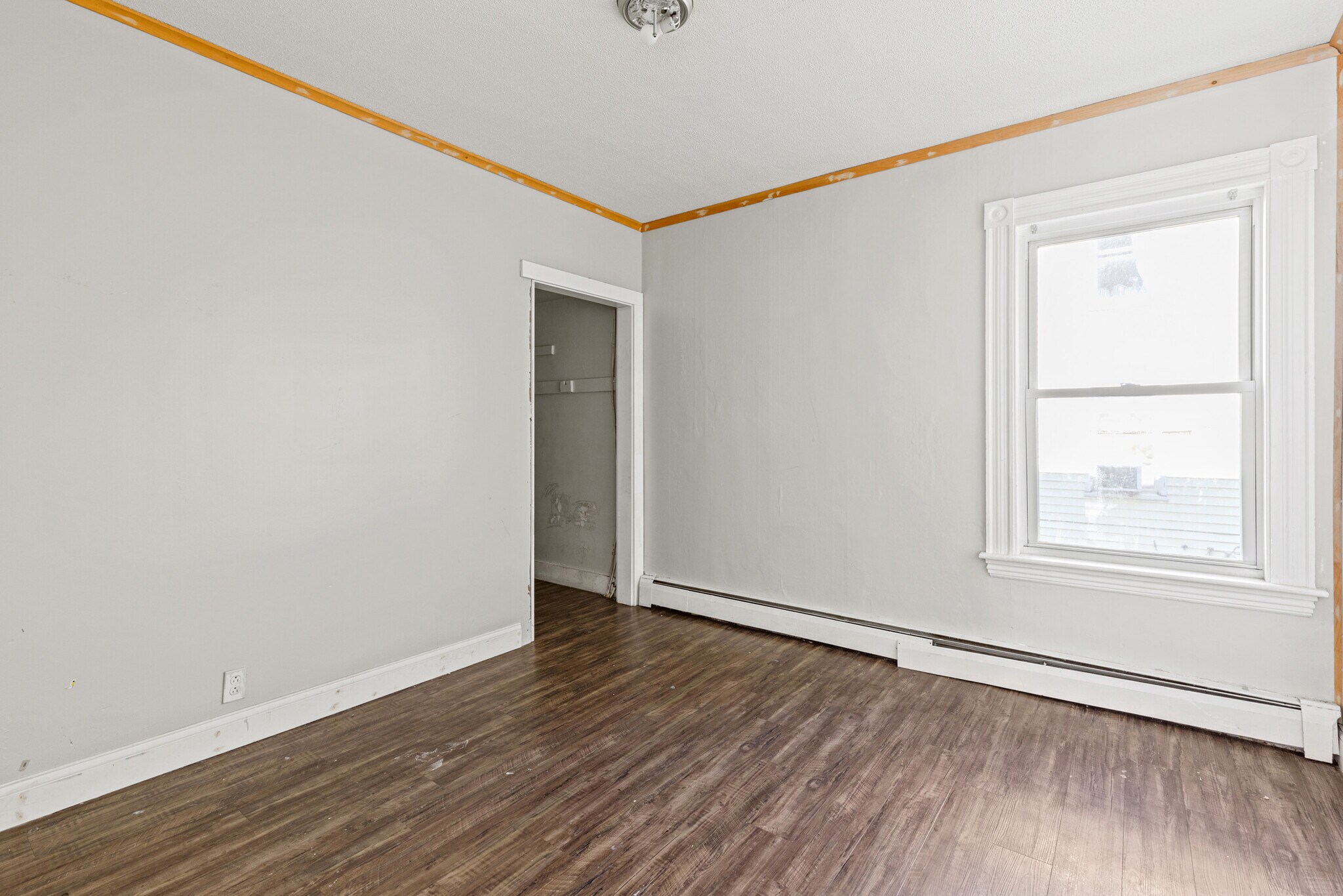 Building Photo - 174 Bartlett St