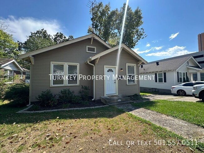 Building Photo - 3819 W Capitol Ave