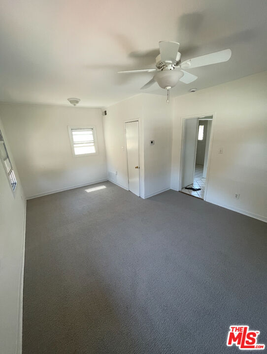 Building Photo - 843 Huntley Dr