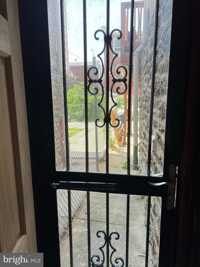 Building Photo - 6226 N 4th St