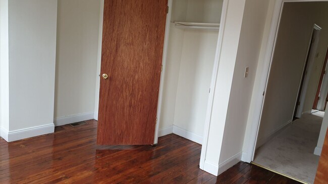 Building Photo - 1340 S Markoe St