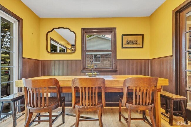 Building Photo - 4425 E Cambridge Ct