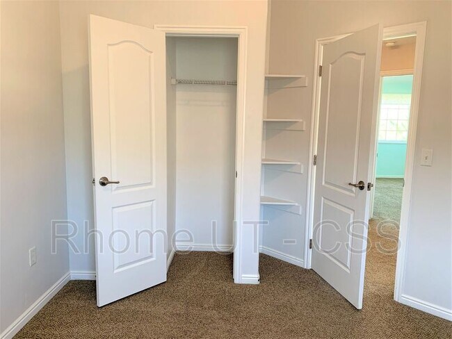 Building Photo - 13567 S Florenza Way