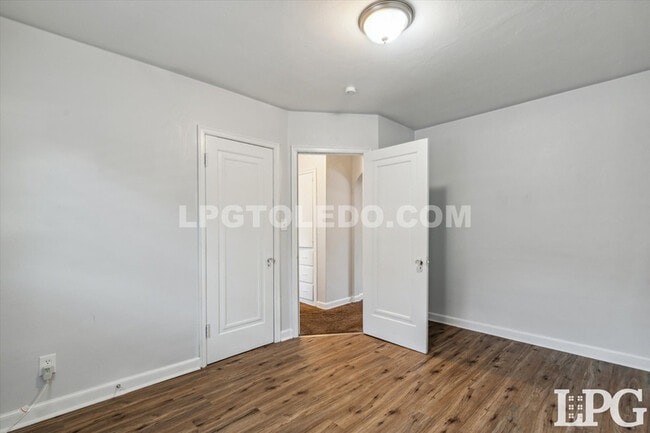 Building Photo - 1411 Potomac Dr