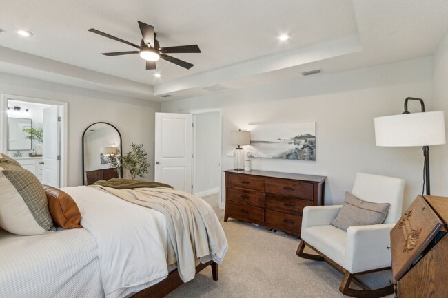 Building Photo - 579 Meadow Creek Dr