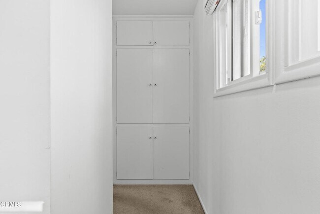 Building Photo - 2463 Federal Ave