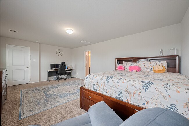 Building Photo - 21018 Whitehaven Bluff Trail