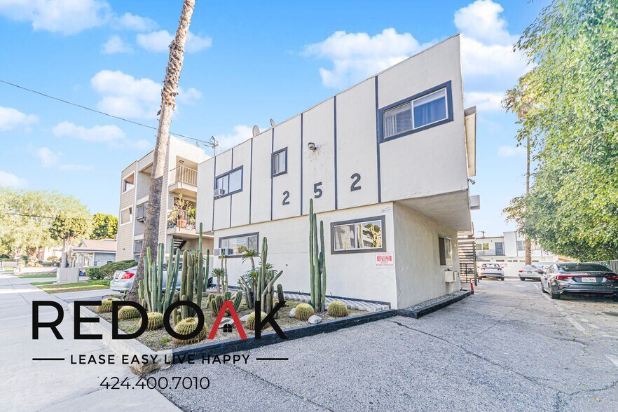 Building Photo - 252 W Elm Ave