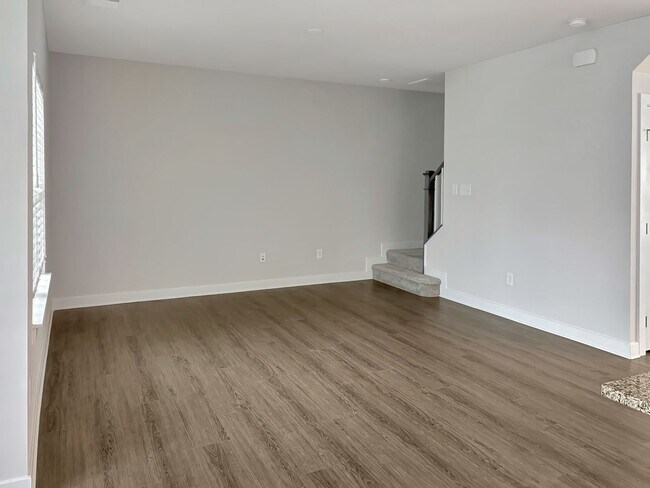 Building Photo - New and Modern Three Bedroom in Bon Air