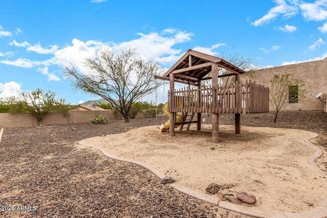 Building Photo - 1415 W Lavitt Ln