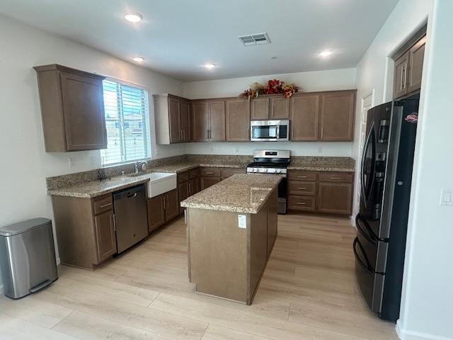 Building Photo - 882 Tierra Dr
