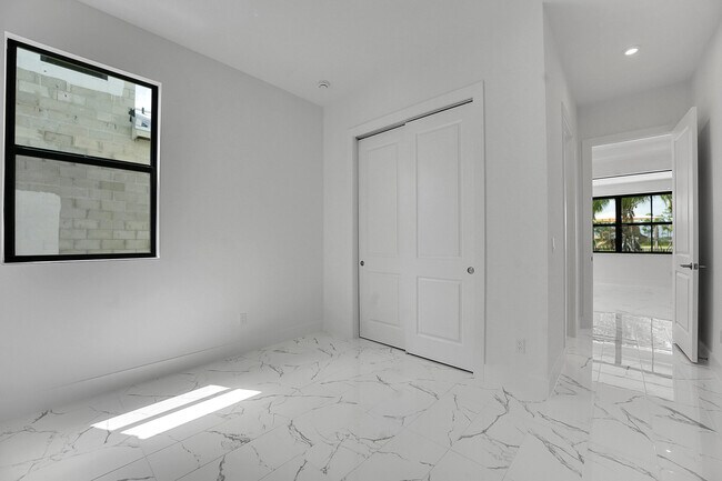 Building Photo - 9533 St Germain Dr