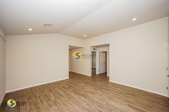 Building Photo - 12161 Tetzel Ave