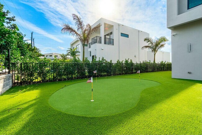 Building Photo - 13460 U.S. Rte 1