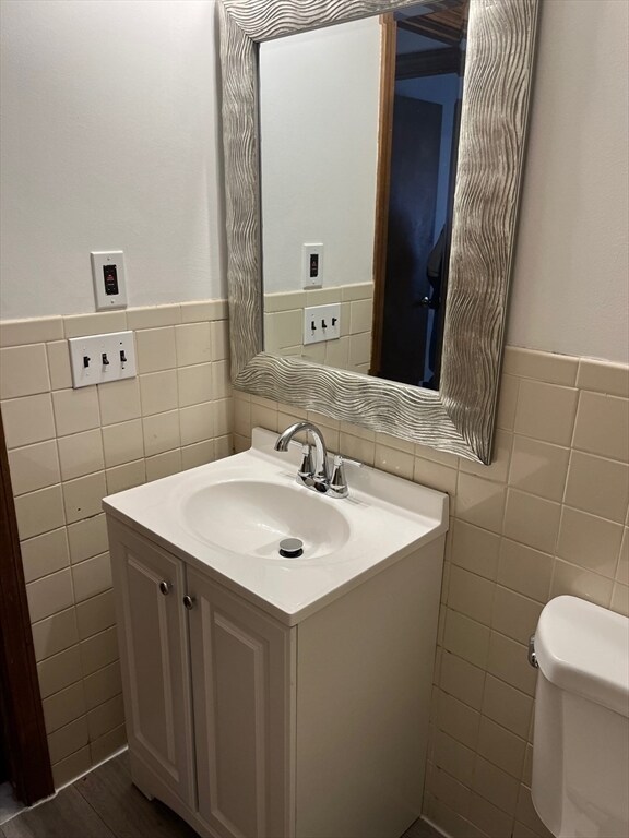 Building Photo - 93 Lantern Ln