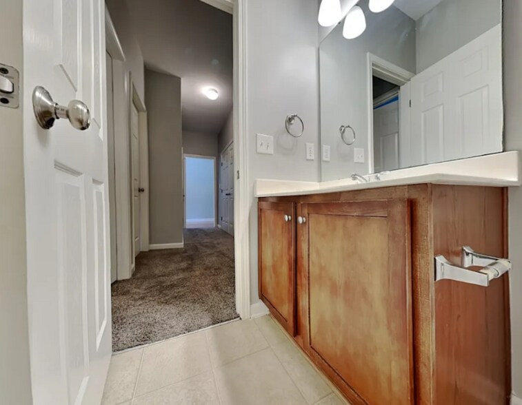 Building Photo - 160 Plott Hound Dr