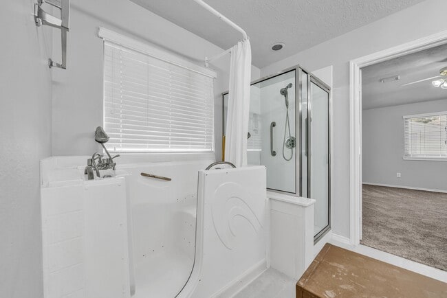 Building Photo - 5418 Timber Quail Dr