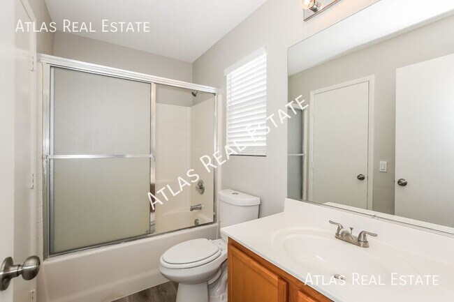 Building Photo - Beautifully Renovated Two-Story 3/2.5 Home...