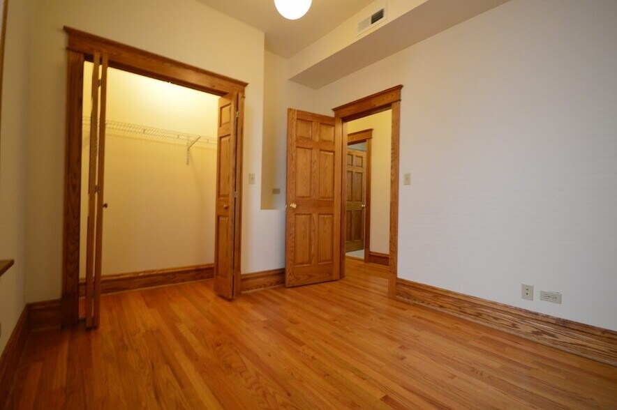 Building Photo - 3724 N Fremont St