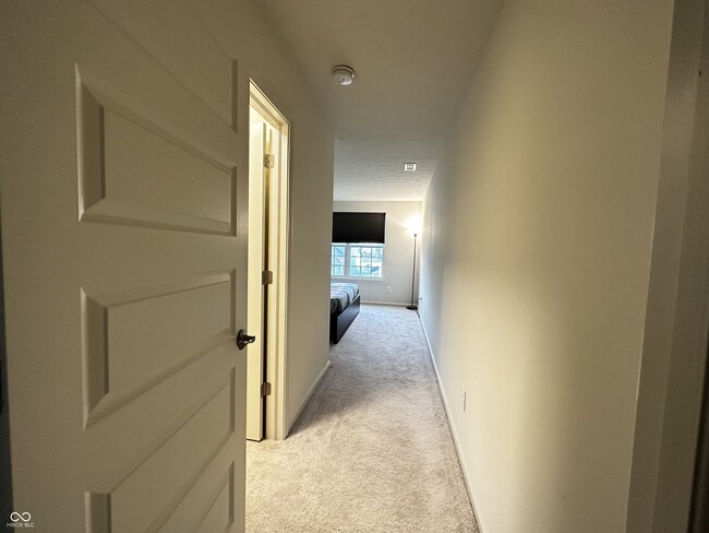 Building Photo - 6083 Flagler Ln