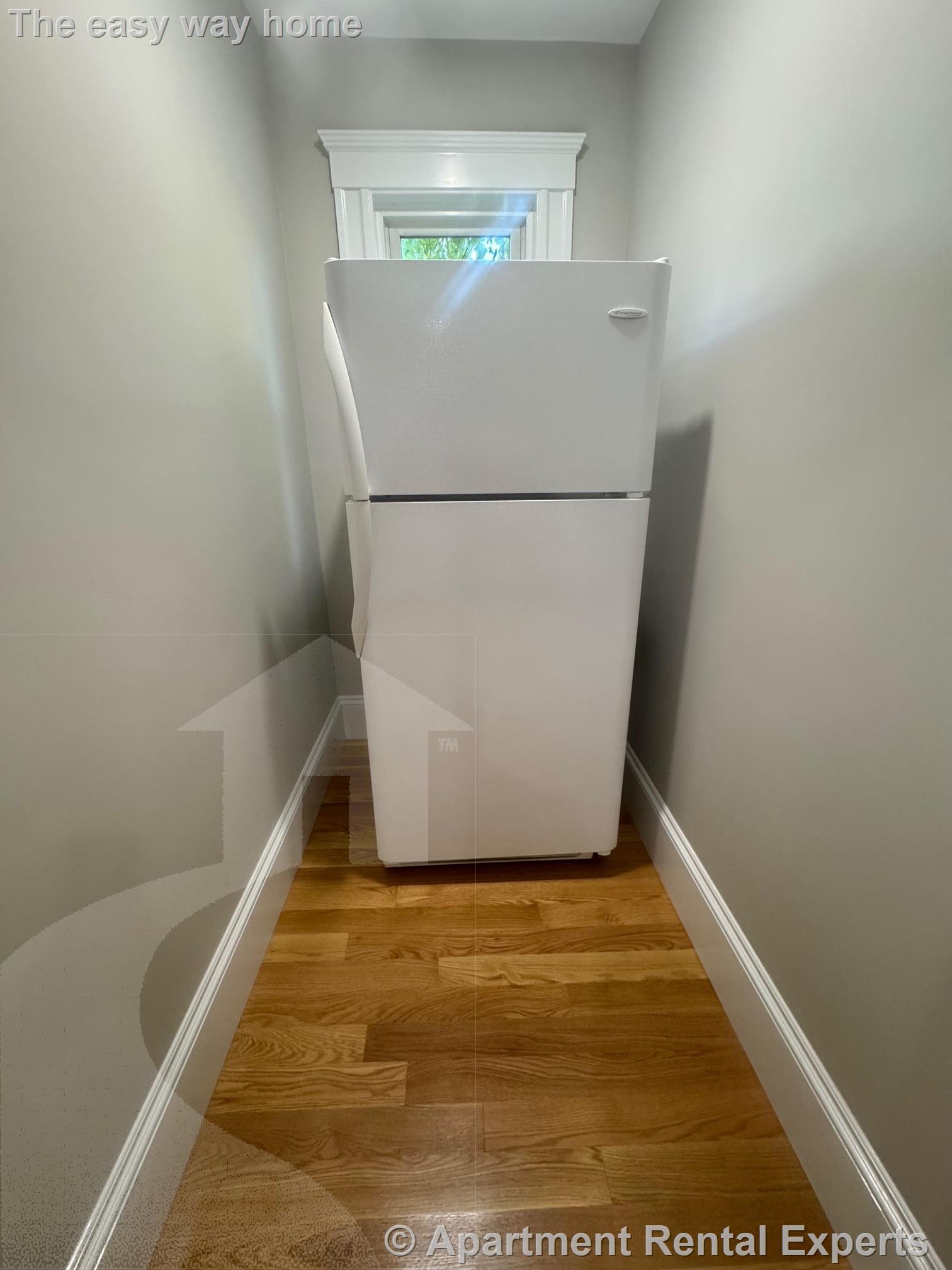 Building Photo - 11 Belmont Square