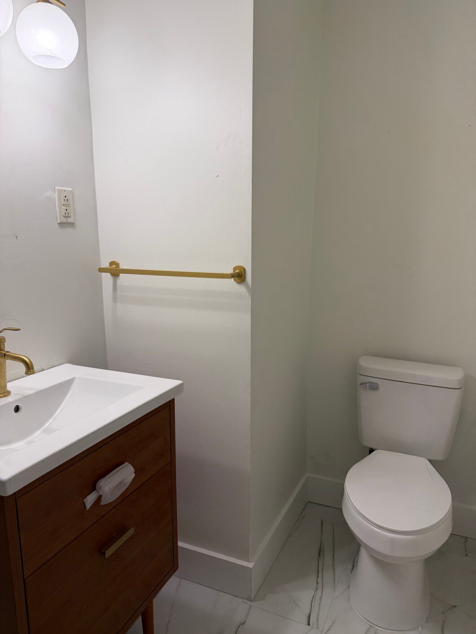 Building Photo - 236 W Michigan Ave