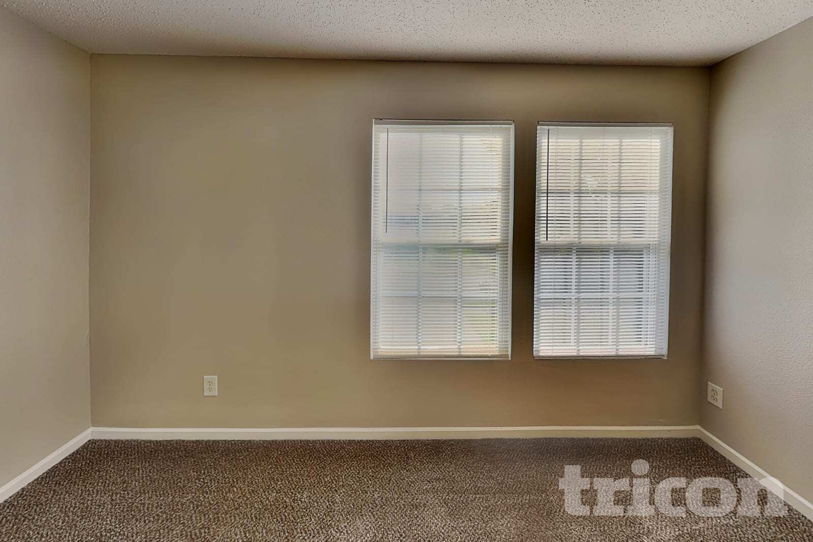 Building Photo - 678 Runnymede Ct