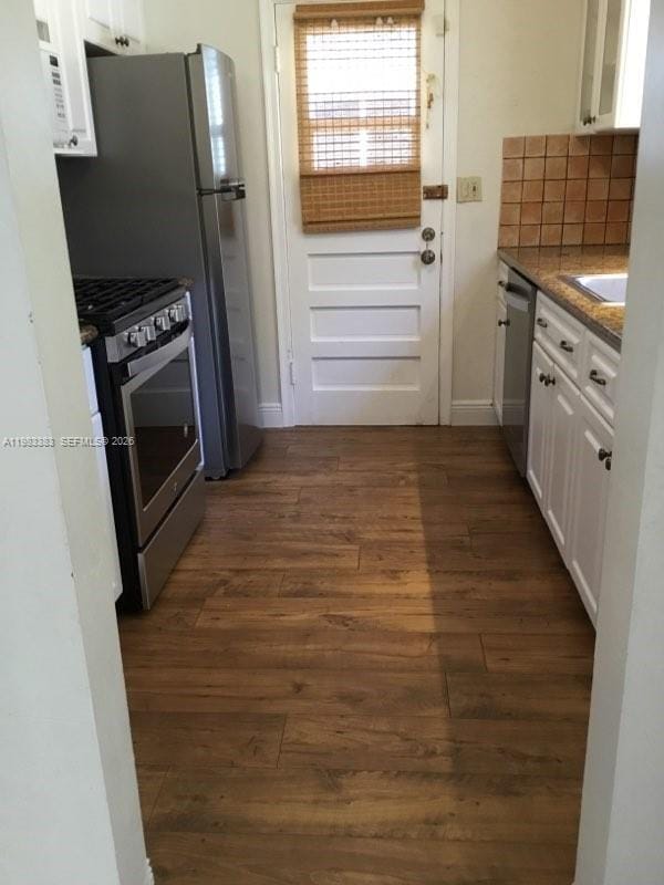 Building Photo - 8927 Hawthorne Ave