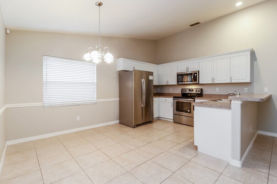 Building Photo - 2338 Rothenfeld Ct