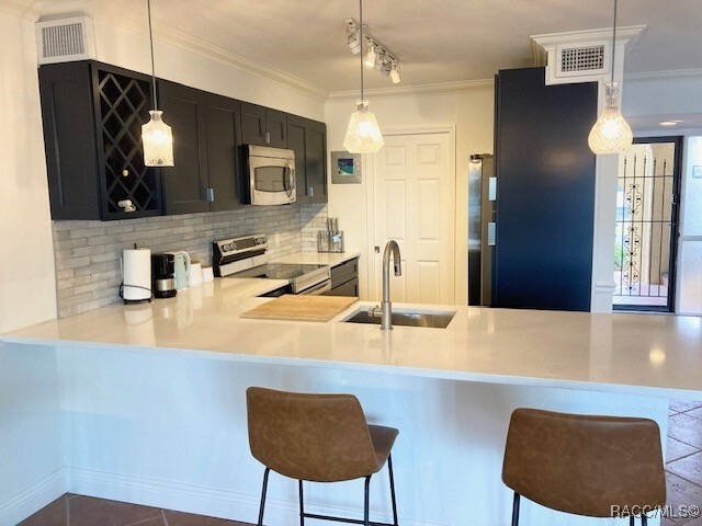 Building Photo - 373 NW 14th Pl