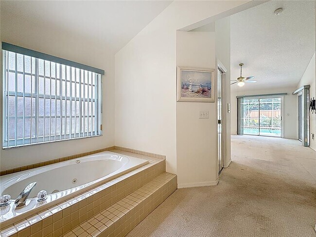 Building Photo - 2973 Spring Oak Ct