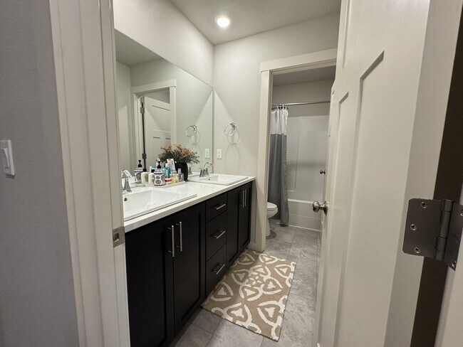 Building Photo - 12212 SW Champlin Ln