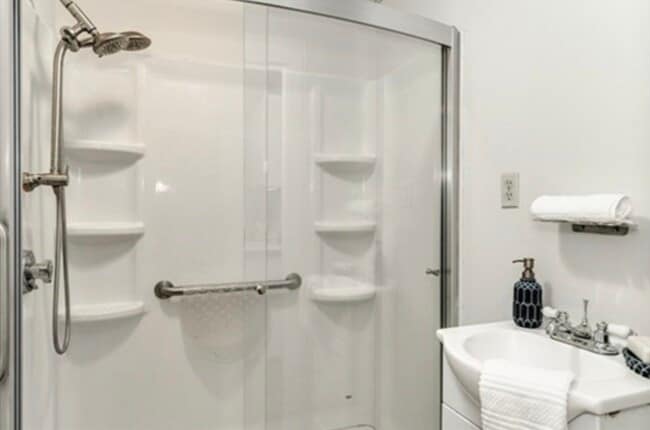 Building Photo - 16 Bedford St