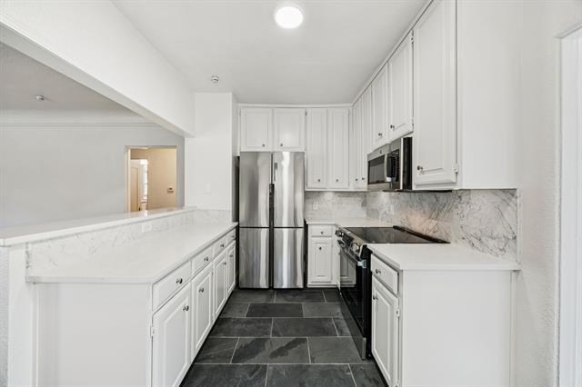 Building Photo - 4147 Emerson Ave