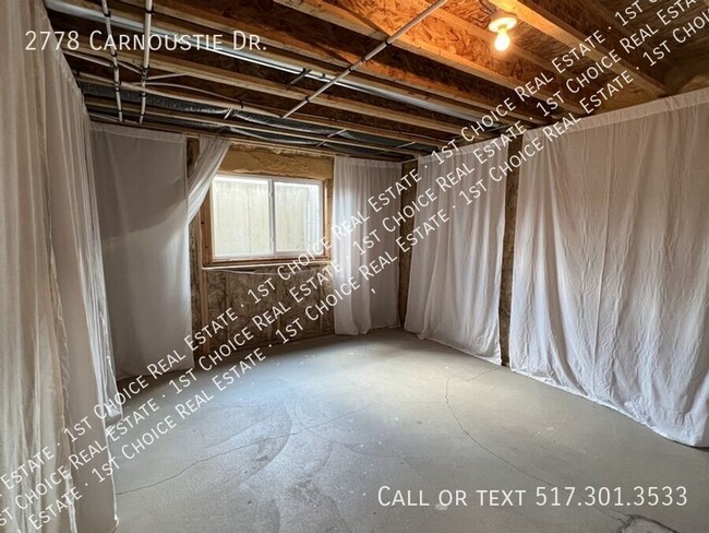 Building Photo - Executive 4-BDR 3.5-BTH House in College F...