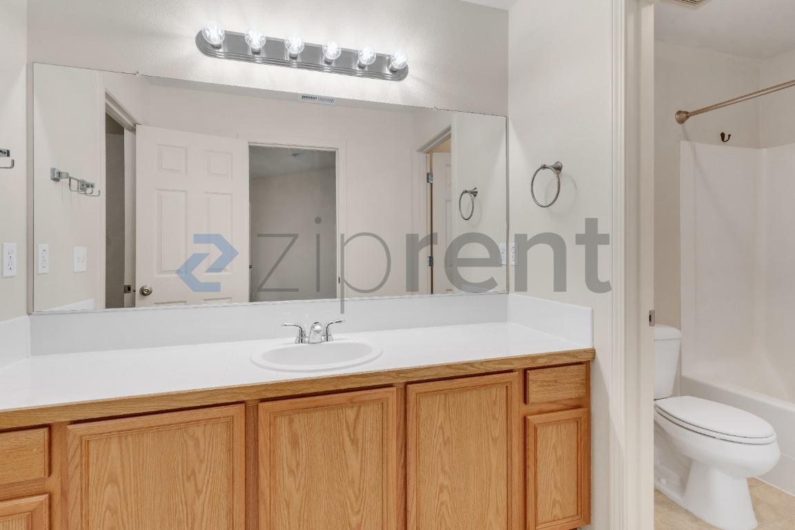 Building Photo - 7175 SW Millennium Terrace