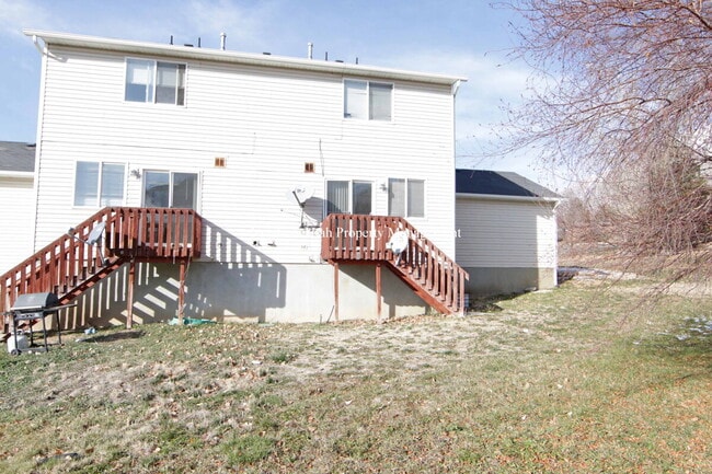 Building Photo - 3 Bed 2.5 Bath HVAC