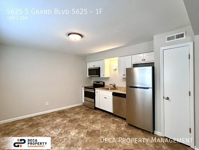 Building Photo - 5625 S Grand Blvd