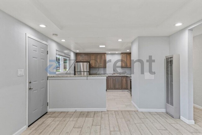 Building Photo - 2659 Baldwin Ln