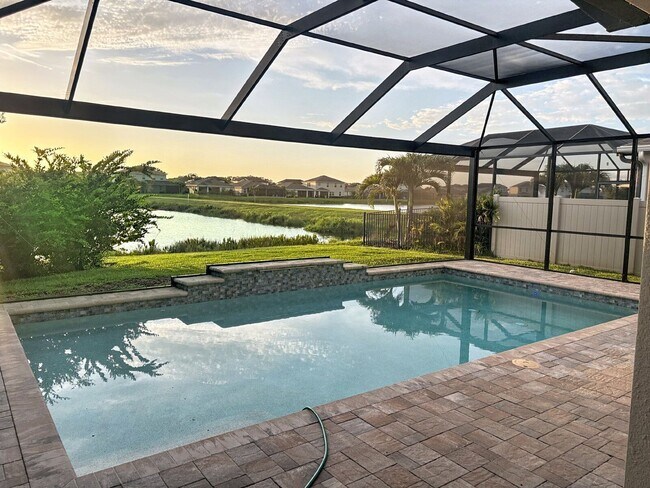 Building Photo - 12657 Promenade Estates Blvd