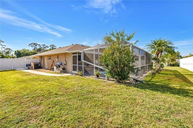 Building Photo - 5771 Timberlake Dr