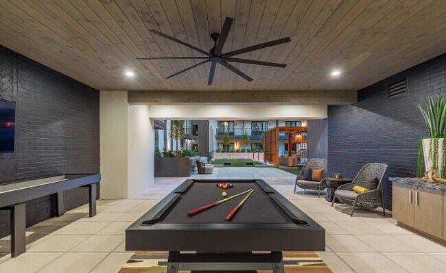 Building Photo - 2 bedroom in Fort Worth TX 76102