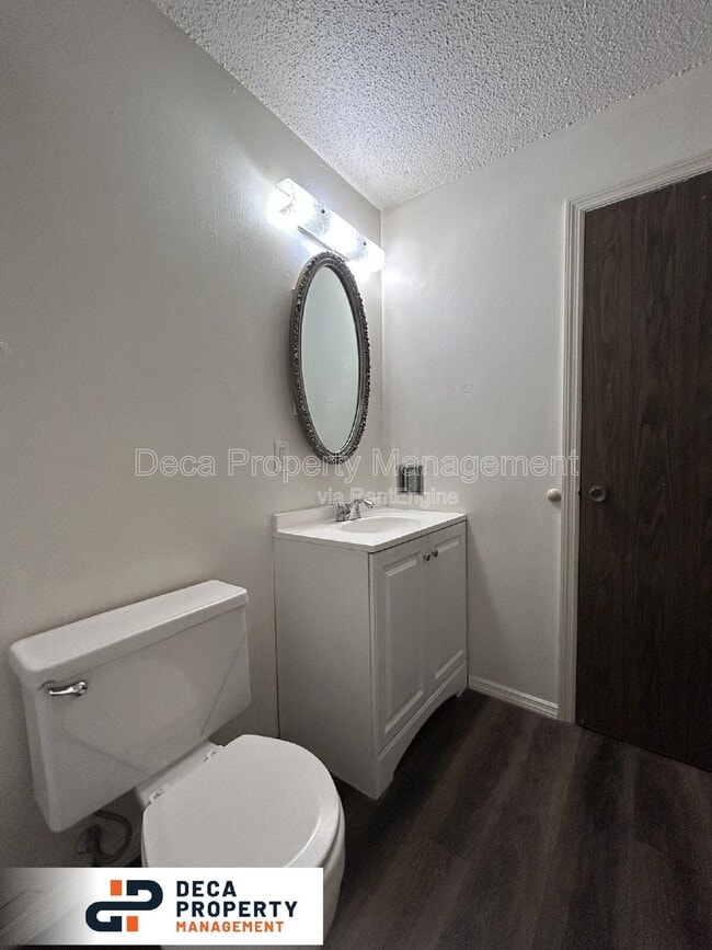 Building Photo - 10048 Squire Meadows Dr