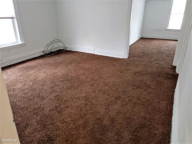 Building Photo - 2 br, 1 bath  - 5862 Newberry St