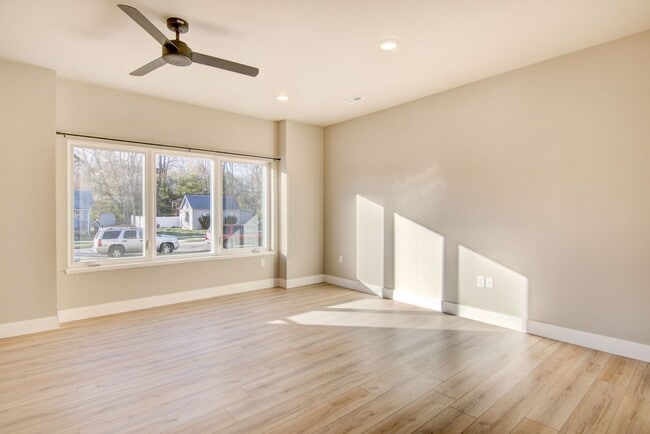 Building Photo - Brand New Luxury Townhomes: 3BR, 2.5Bath A...