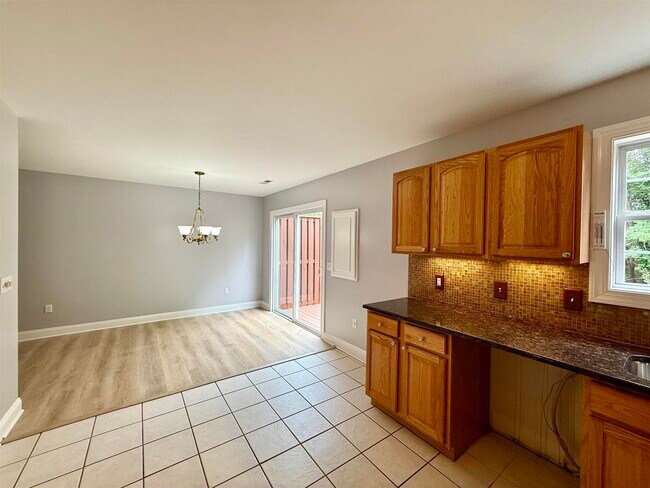Building Photo - 575 Oak Tree Blvd NW