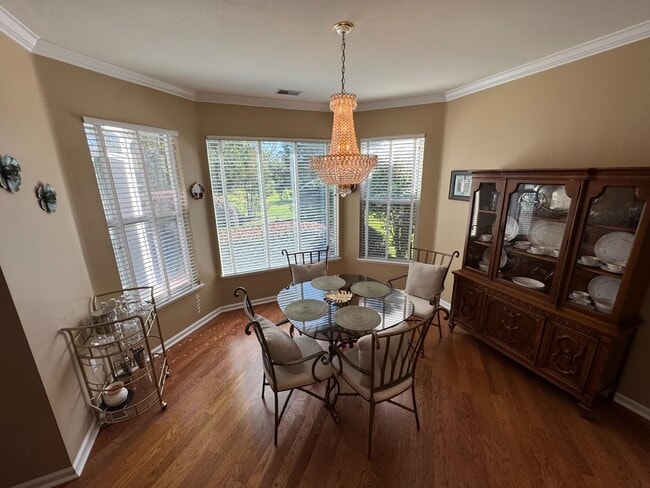 Building Photo - 120 Coburn Dr W