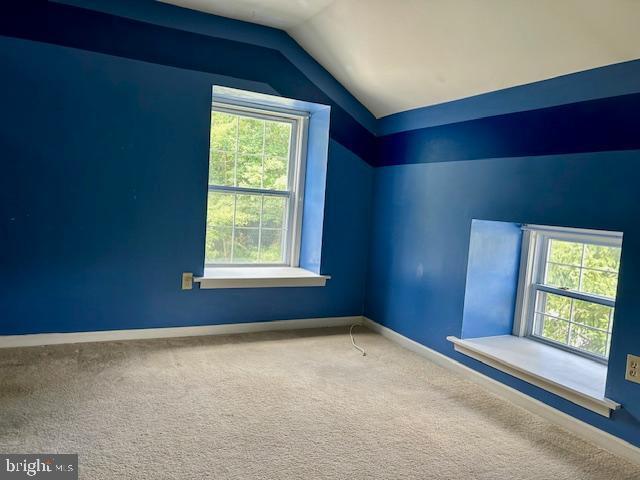 Building Photo - 307 Parkmount Rd